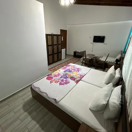Yerlikaya Hotell 3*